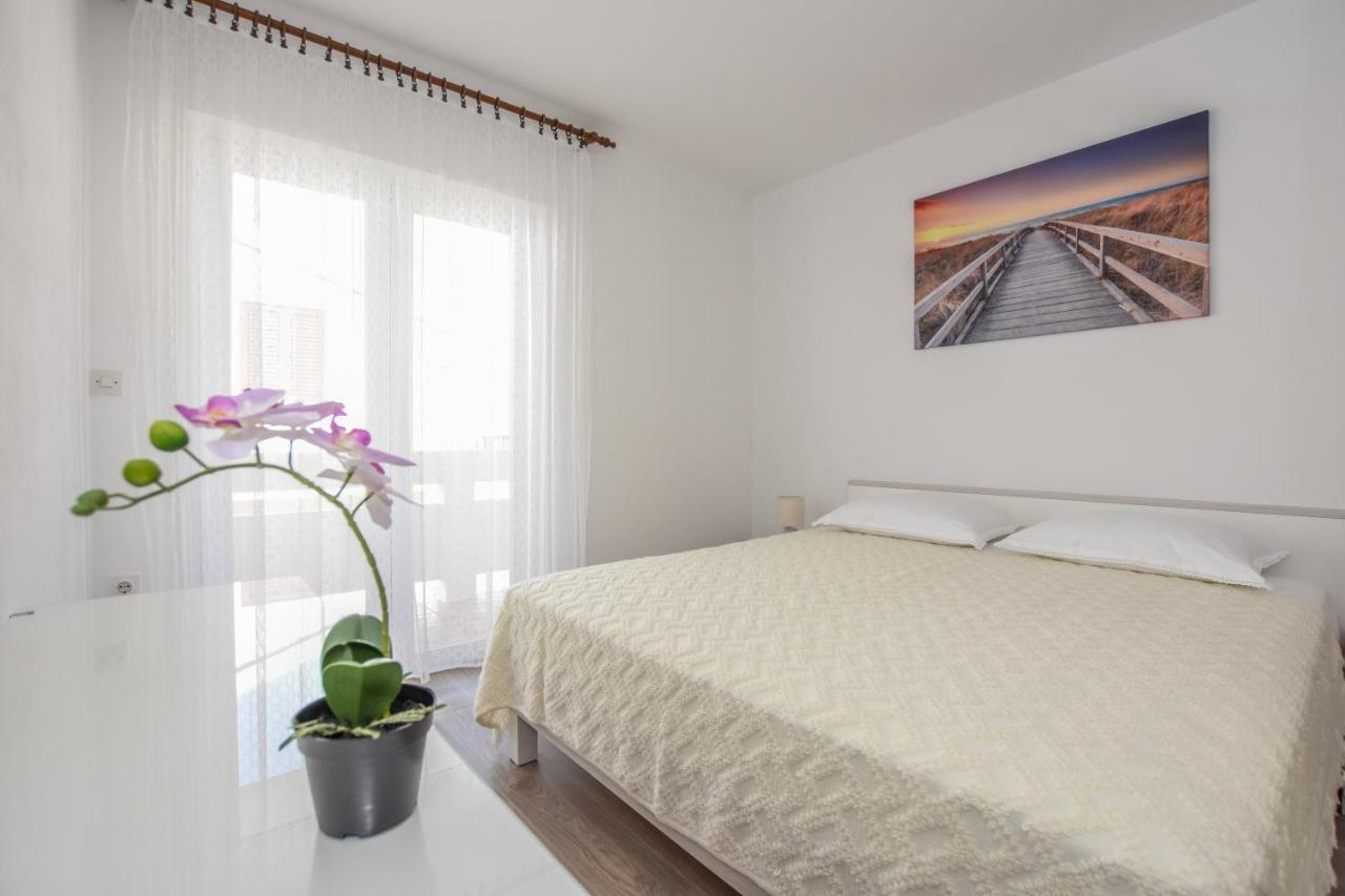 Apartmani Andreja Pag Town Luaran gambar