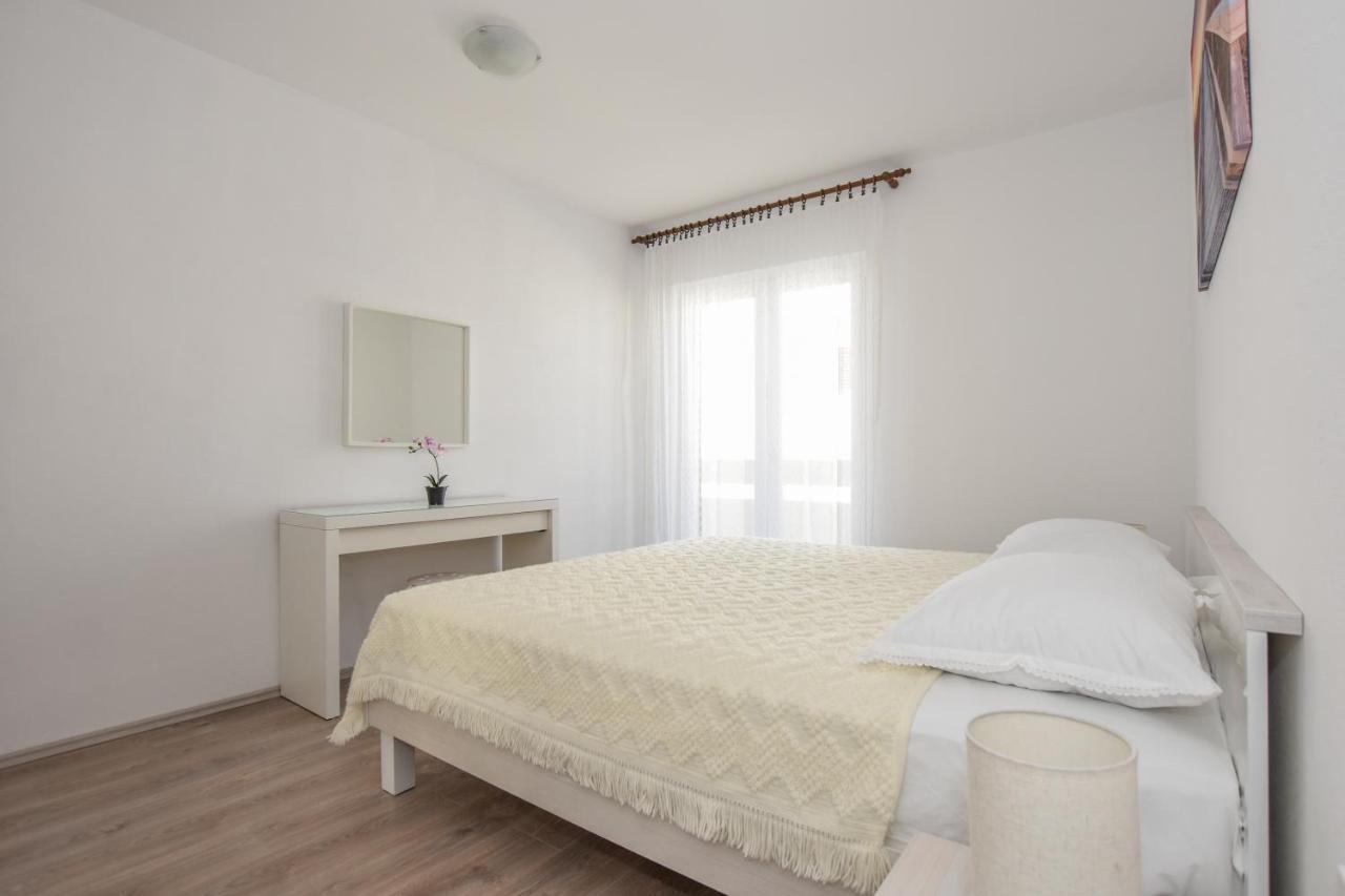 Apartmani Andreja Pag Town Luaran gambar