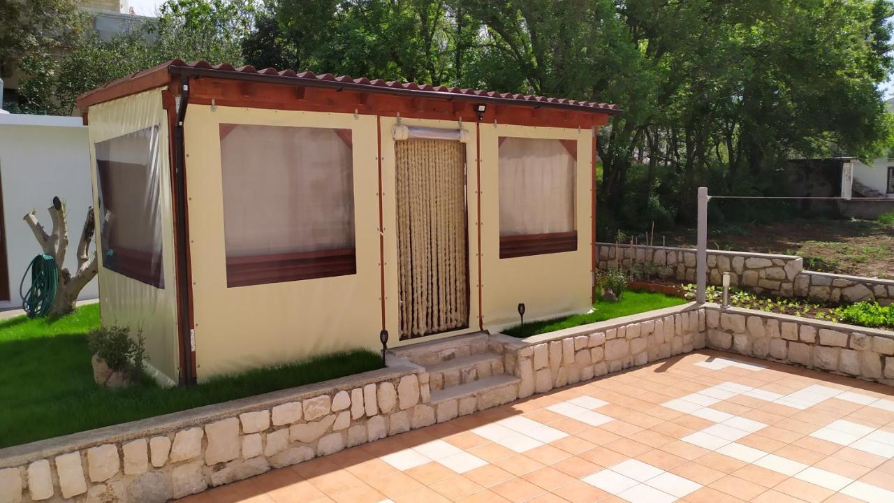 Apartmani Andreja Pag Town Luaran gambar