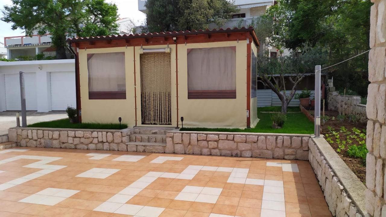 Apartmani Andreja Pag Town Luaran gambar